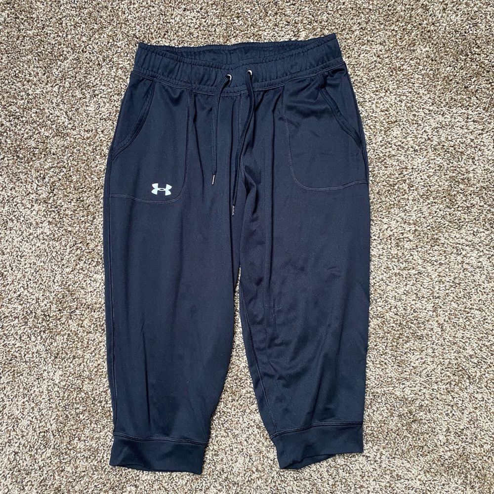 Capri pants